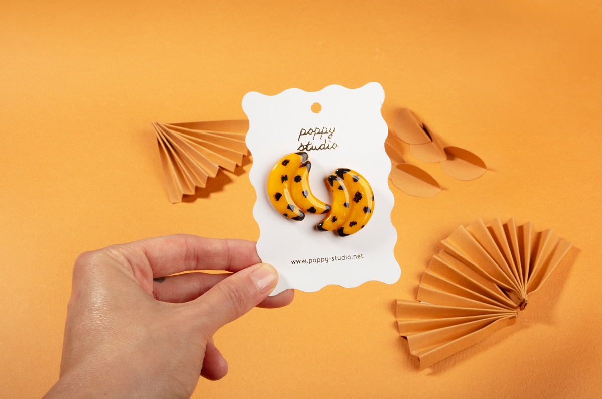 Banana studs