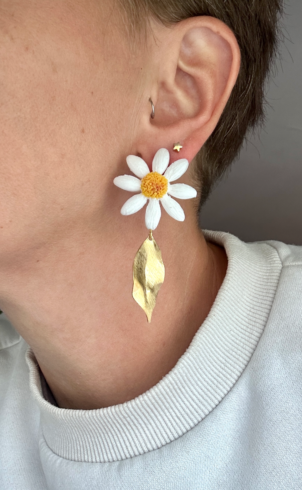 Daisy drops