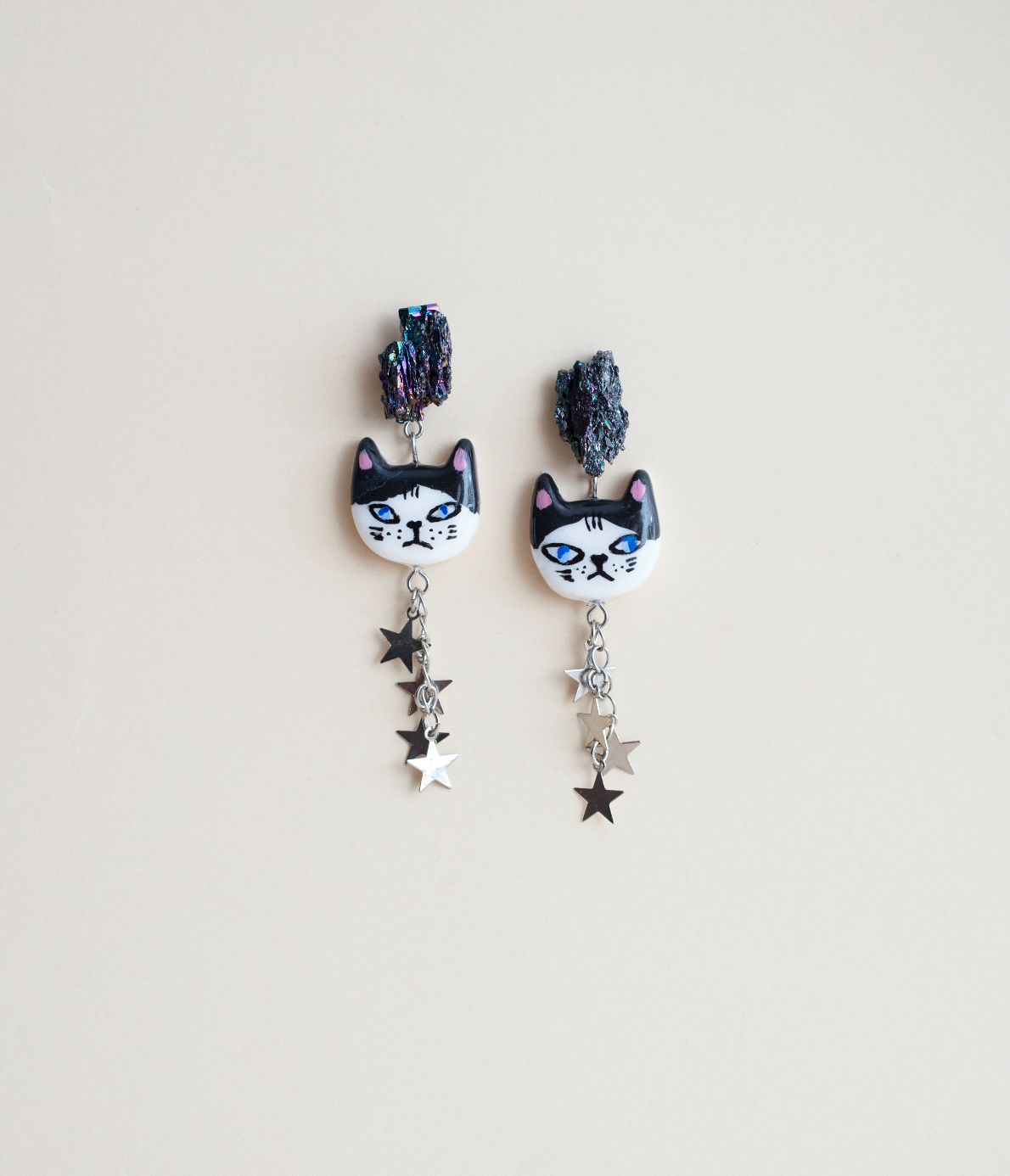 Carborundum crystals Cat earrings
