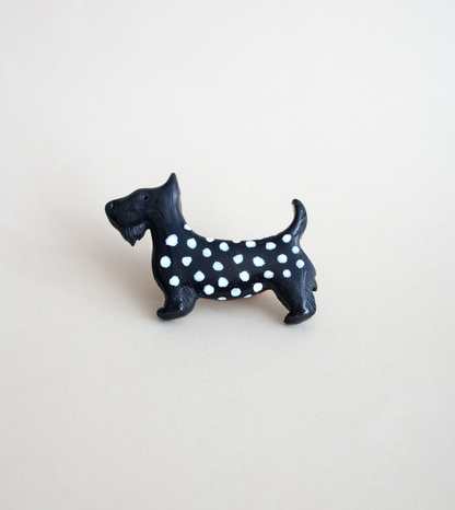 Pois Terrier Brooch