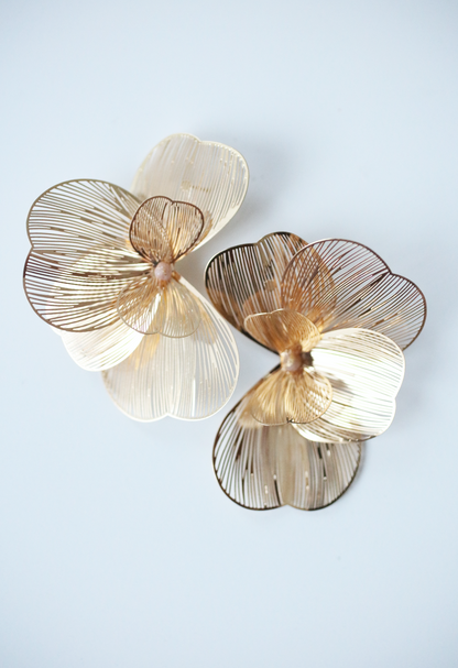 Airy Flower earrings