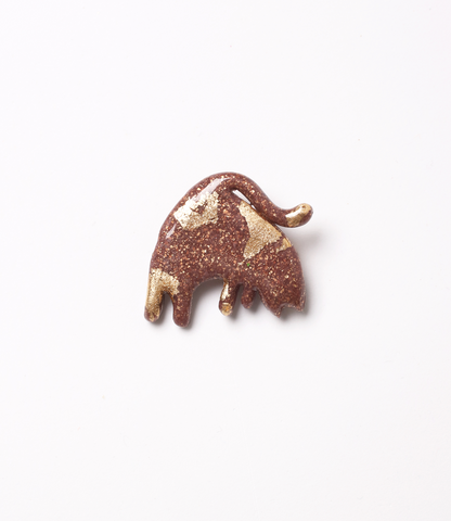Lazy Cat Gold Brooch
