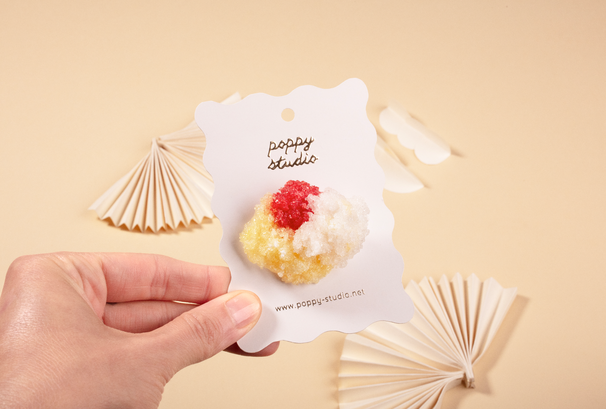 Coral mix brooche