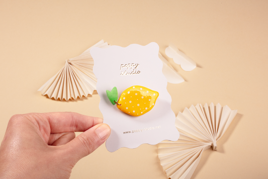Lemon brooche