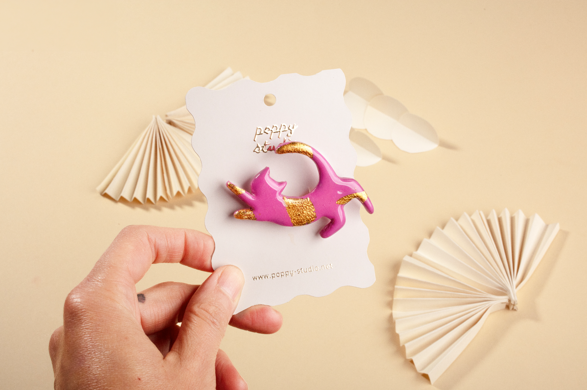 Fucsia Cat Brooch